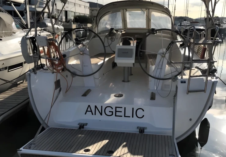 Bavaria Cruiser 37 Mandalina | ANGELIC