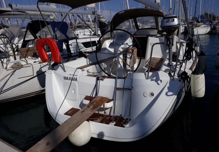 Sun Odyssey 33i Marina Gouvia | MAXIMA