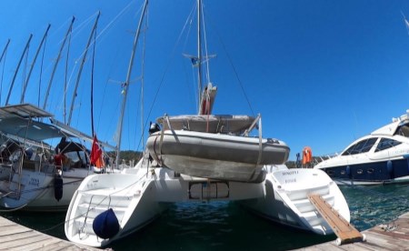 Lagoon 380