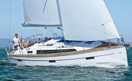 Bavaria Cruiser 37