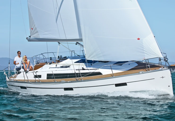 Bavaria Cruiser 37 Zaton | HAYDN