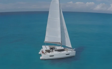 Lucia 40