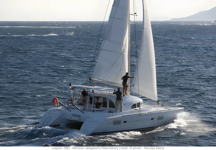 Lagoon 380 Le Marin | MOPY 2