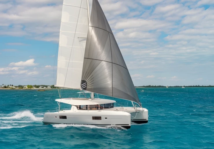 Lagoon 42 Marina Naviera Balear | BIMINI