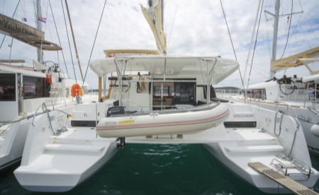 Lagoon 42