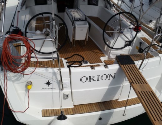 Sun Odyssey 379