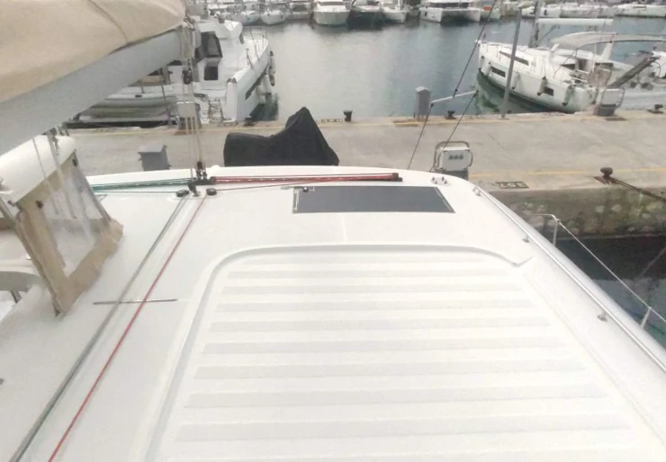 Lagoon 450 S Alimos Kalamaki | FLAMINGO