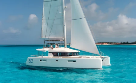 Lagoon 52