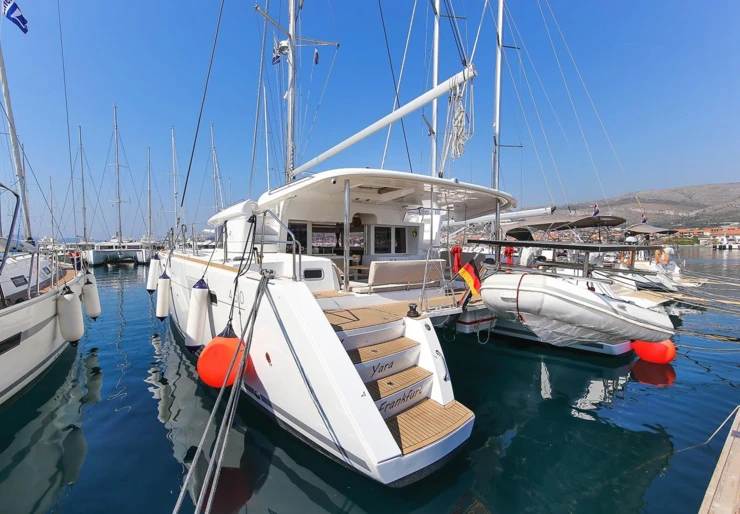 Lagoon 450 F Marina Gouvia | Yara