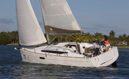 Sun Odyssey 349