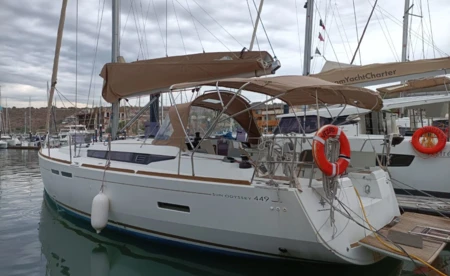 Sun Odyssey 449
