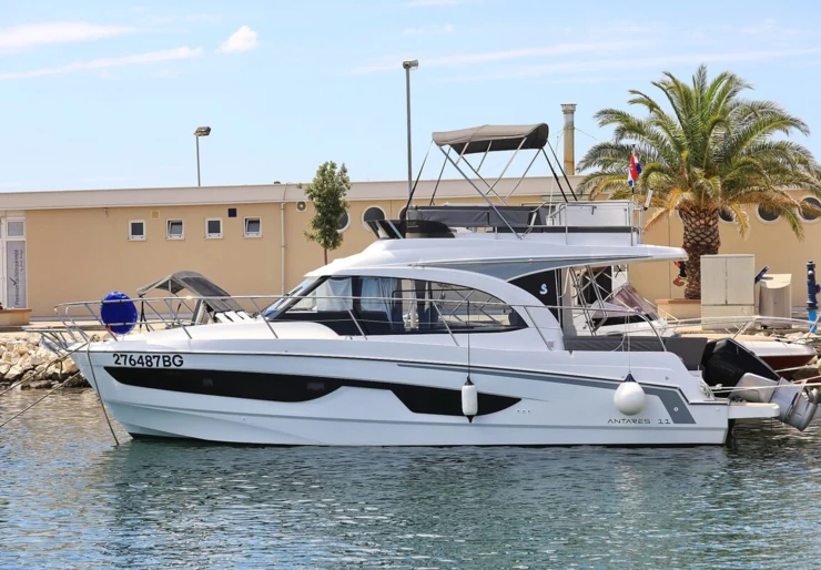 Antares 11 Marina Kornati | Solis