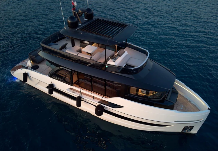 Explorer 62 Fly Marina Dalmacija | Blue Moon