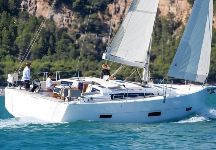 Dufour 430 GL Porto di Olbia | CIRRUS