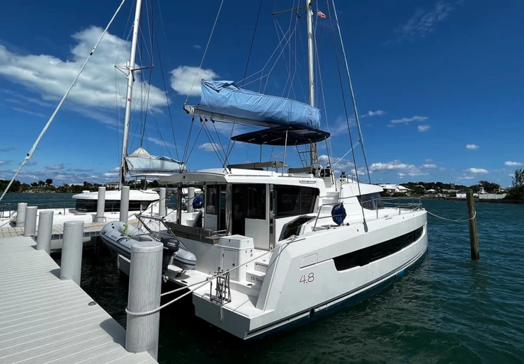 Bali 4.8 Marsh Harbour | Happy Day