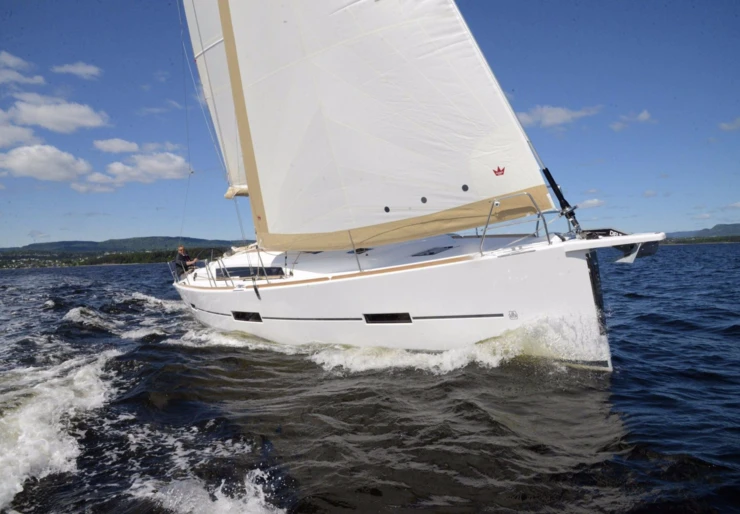 Dufour 412 GL Port Pin Rolland | ZANZIBAR