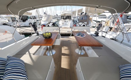 Hanse 460