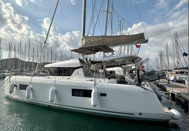 Lagoon 42 Fethiye harbour | Sail Arcturus