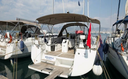 Sun Odyssey 440