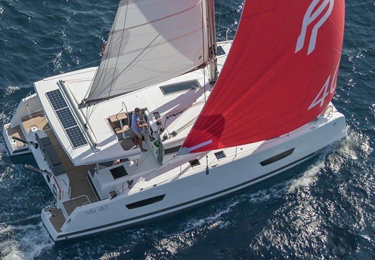 Isla 40 Jolly Harbour | ADISHATZ