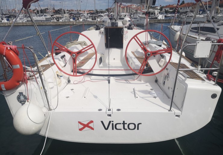 Elan 350 Perf. Marina Kornati | Victor