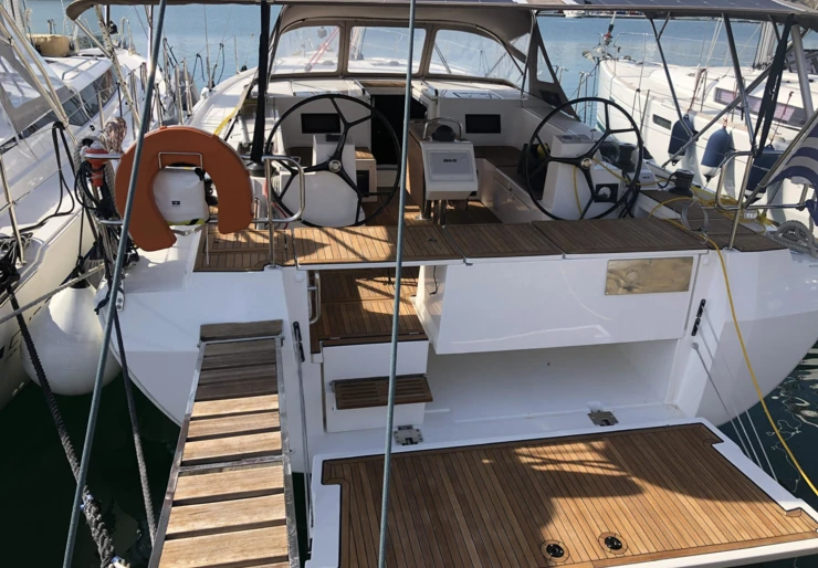 Bavaria C45 Holiday Porto di Paros | ECONOMY