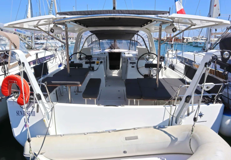 Sun Loft 47 Alimos Kalamaki | CLASS