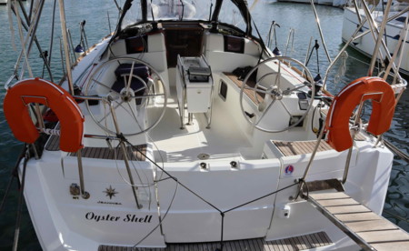 Sun Odyssey 379