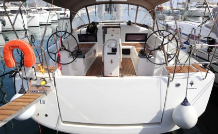 Sun Odyssey 440
