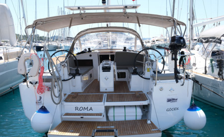Sun Odyssey 440
