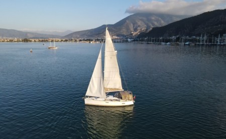 Sun Odyssey 379