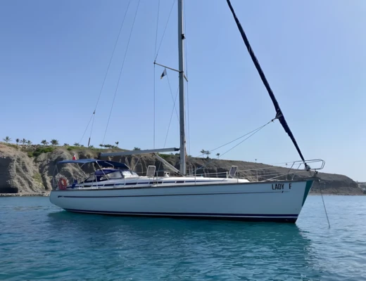 Bavaria 44