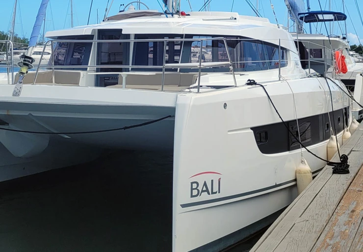 Bali 4.2 Marsh Harbour | Cat Tales