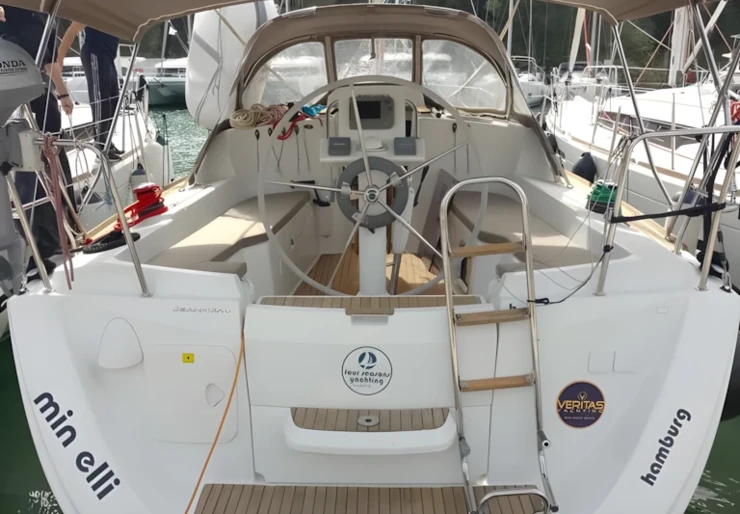 Sun Odyssey 33i Skradin | min elli