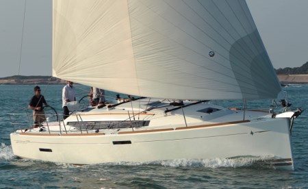 Sun Odyssey 379