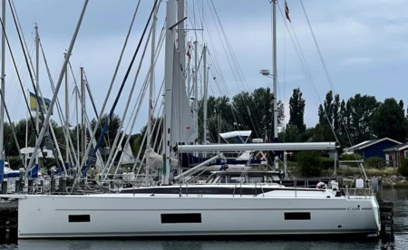 Bavaria C45 Holiday