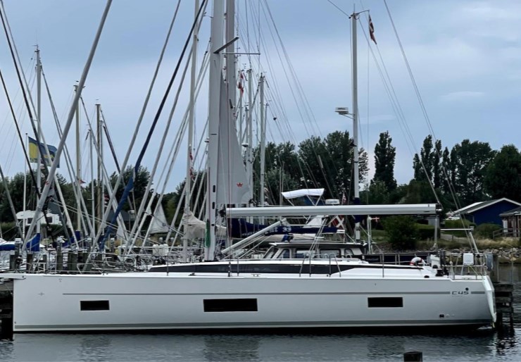 Bavaria C45 Holiday Seget Donji - Marina Baotic | Brunello