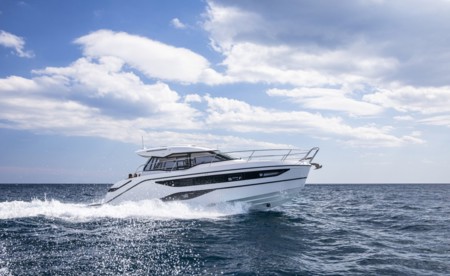 Bavaria SR36HT