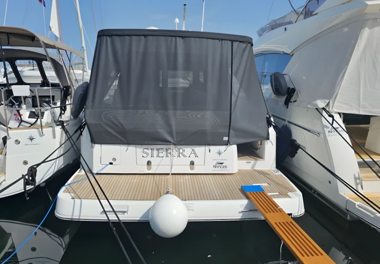 Jeanneau NC 37 Marina Kornati | Sierra