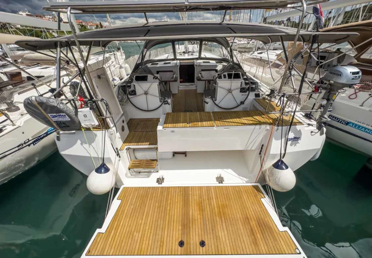 Bavaria C50 Veruda | Topas