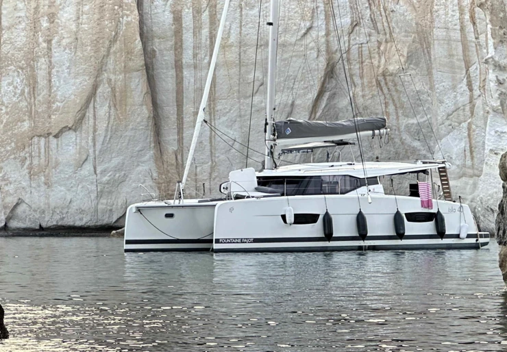 Isla 40 Paros harbour | PRESTIGE