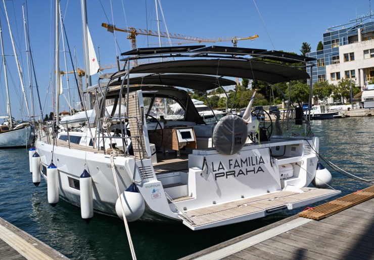 Dufour 470 GL Marina Tankerkomerc | La Familia