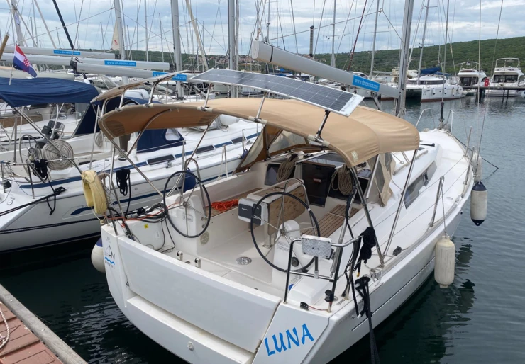 Dufour 350 GL Marina Punat | Luna