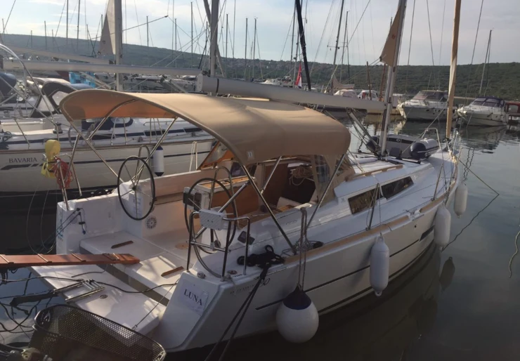 Dufour 350 GL Marina Punat | Luna