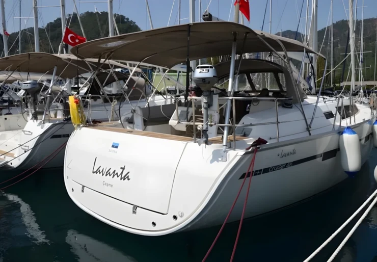 Bavaria Cruiser 46 Hafen von Fethiye | Lavanta