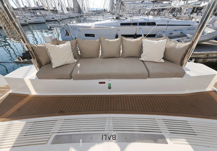 Bali 4.4 Marina Kornati | Trinity