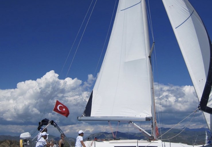 Sun Odyssey 39i Yacht Club Mai | Steelbird