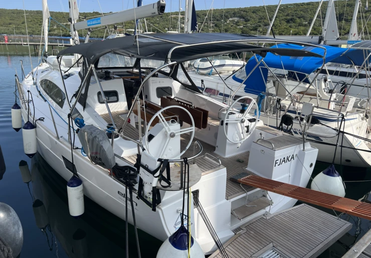 Elan 45 Impression Marina Punat | Fjaka