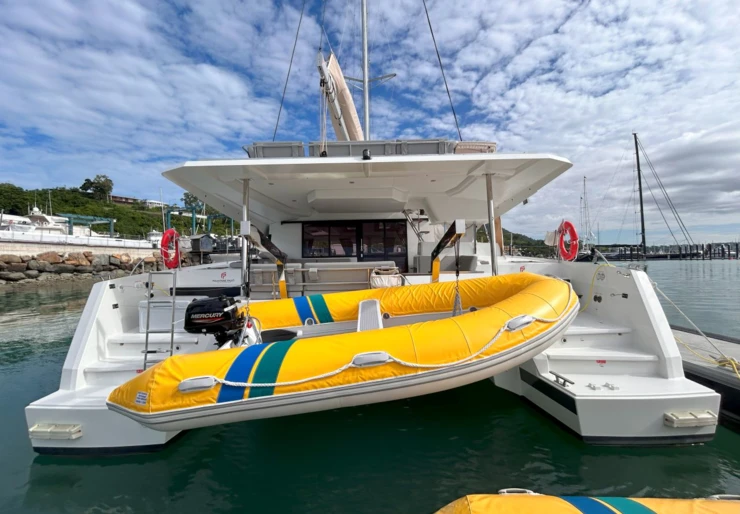 Elba 45 Airlie Beach | FOLLOW THE SUN