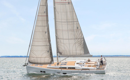 Hanse 548